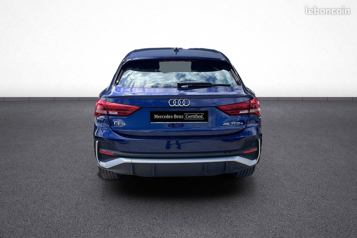 AUDI Q3 Sportback 45 TFSIe 245 ch S tronic 6 S line (image 5)
