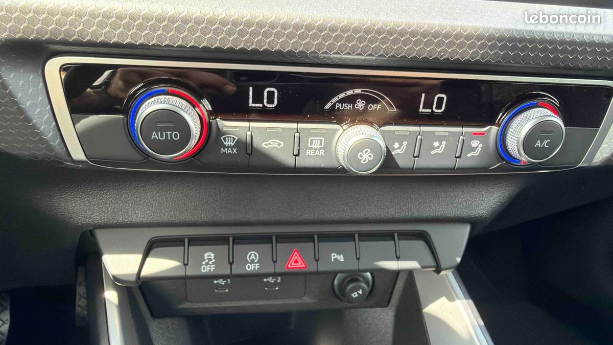 AUDI A1 Sportback 30 TFSI 116 ch S tronic 7 Design (image 11)