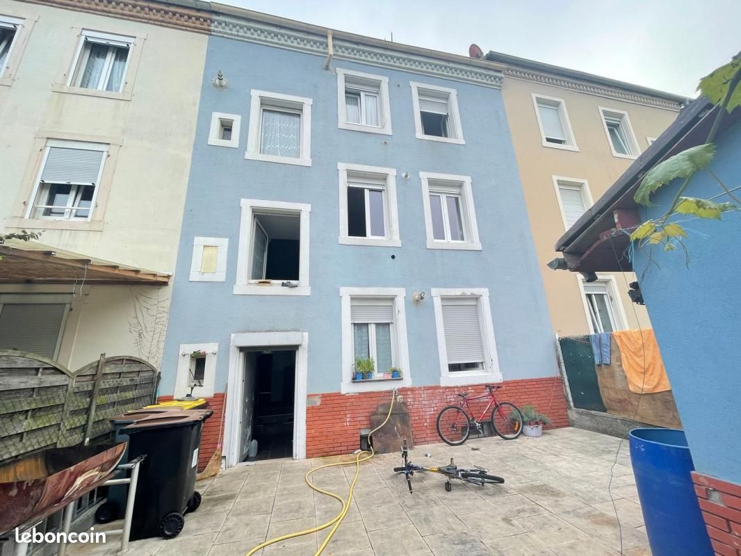 Immeuble 1 pièce 230 m² · à Mulhouse · 230 m² · 235 400 €