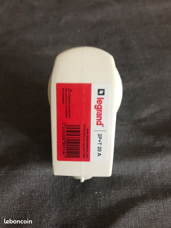Prise four 20A (image 2)