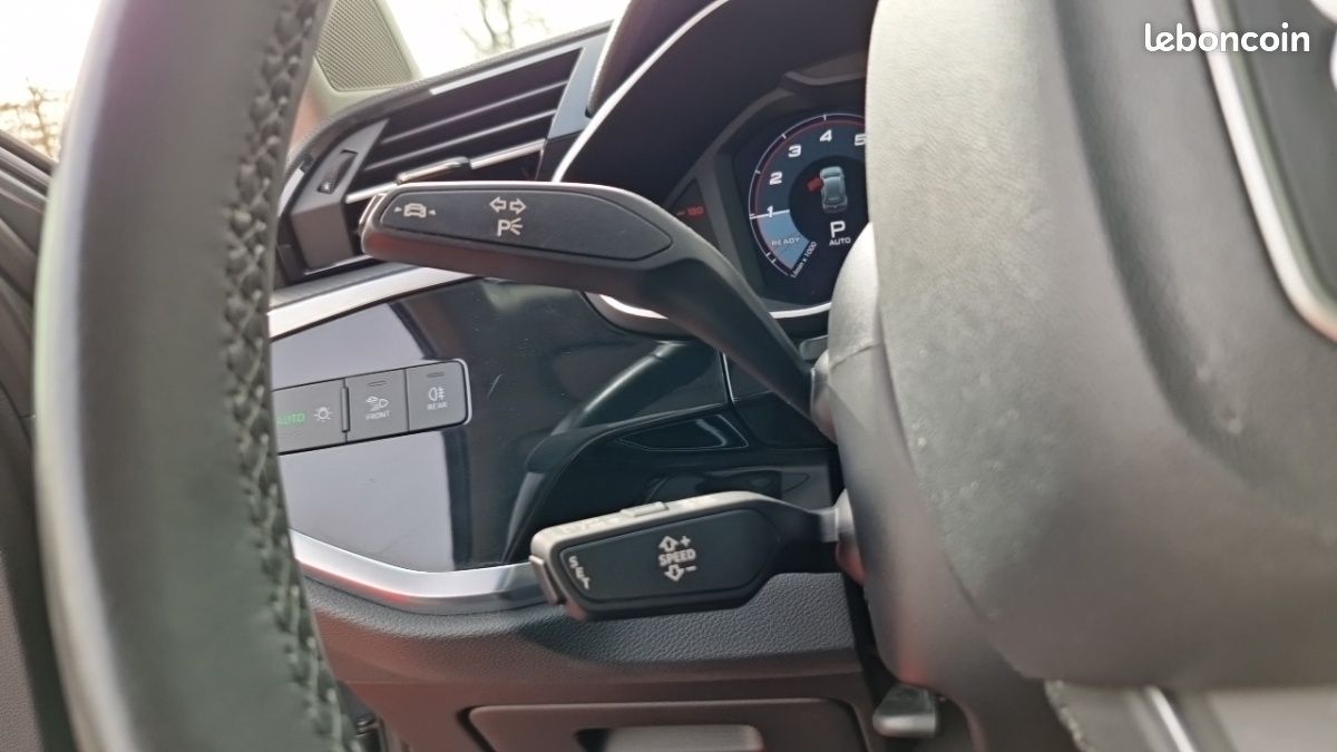 Audi Q3 35 TFSI 150 CH S tronic 7 BUSINESS LINE (image 23)