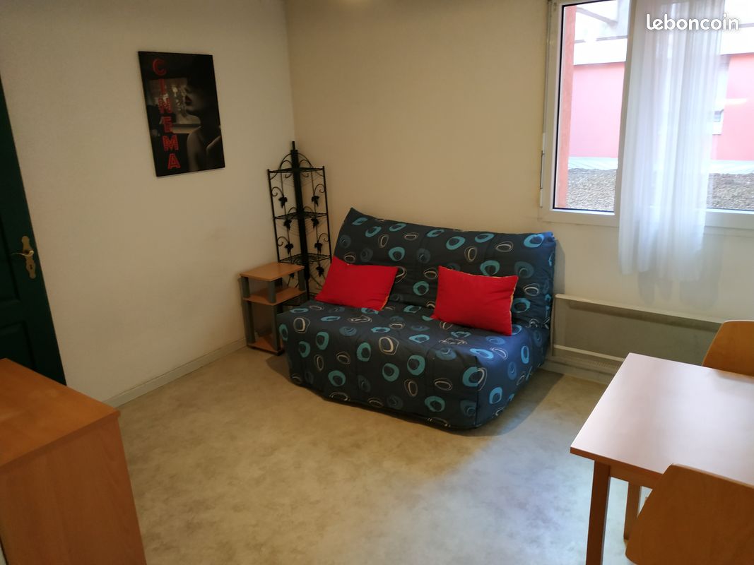 Appartement 1 pièce 18 m² · à Besançon · 18 m² · 420 €