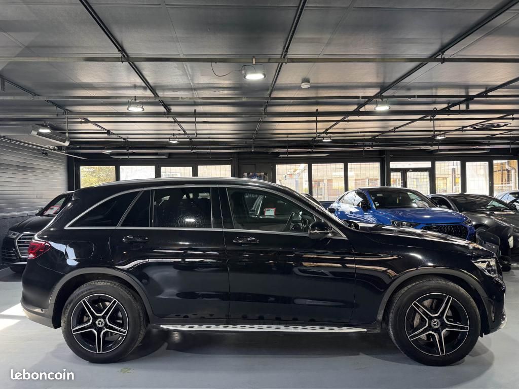MERCEDES GLC 220 d - BVA 9G-Tronic - AMG Line - 4-Matic (image 4)
