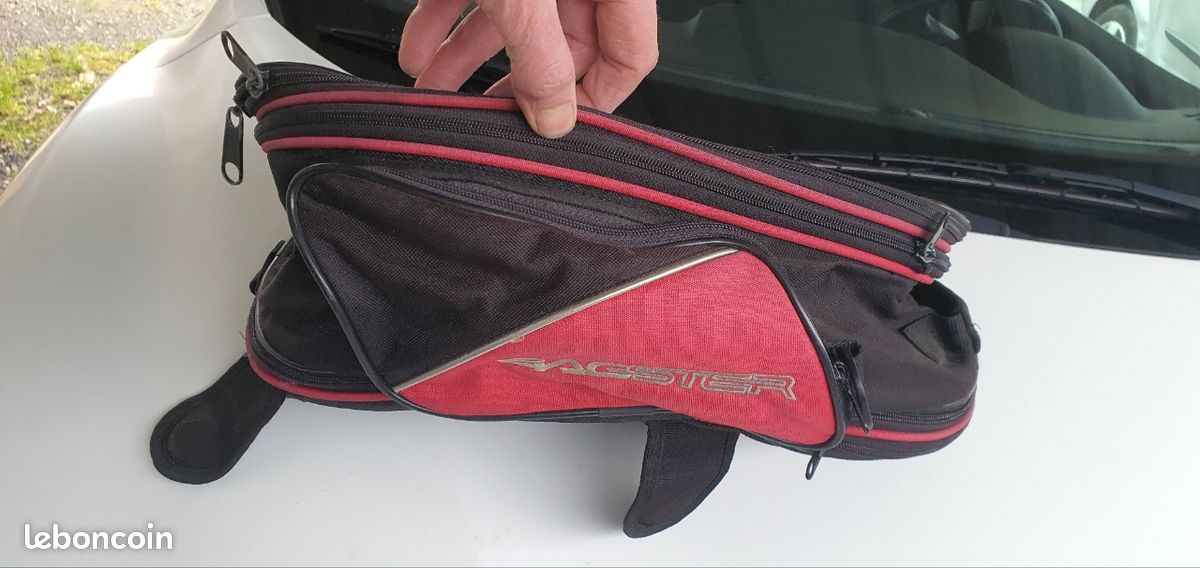 Sacoche réservoir moto Bagster (image 2)