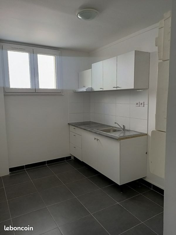 Appartement 2 pièces 23 m² · à Thiais · 23 m² · 650 €