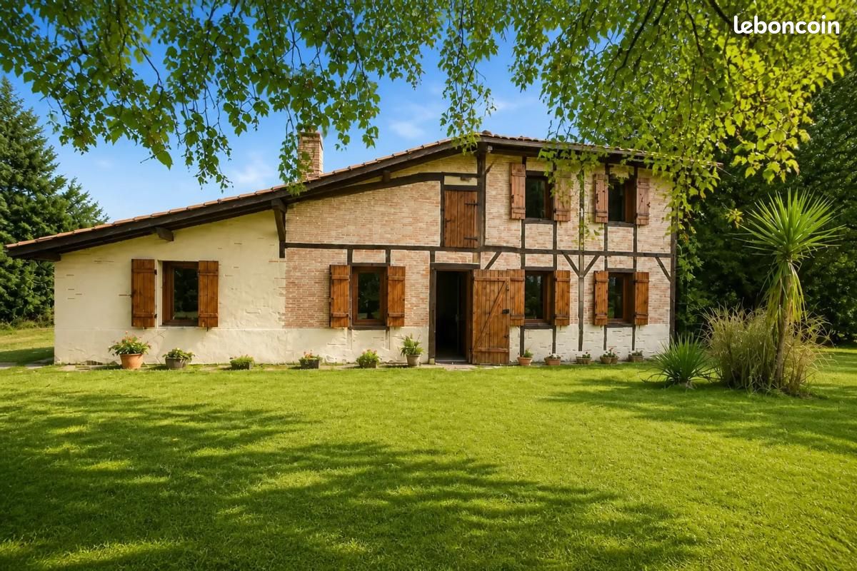 Maison 6 pièces 140 m² · à Sore · 140 m² · 290 000 €