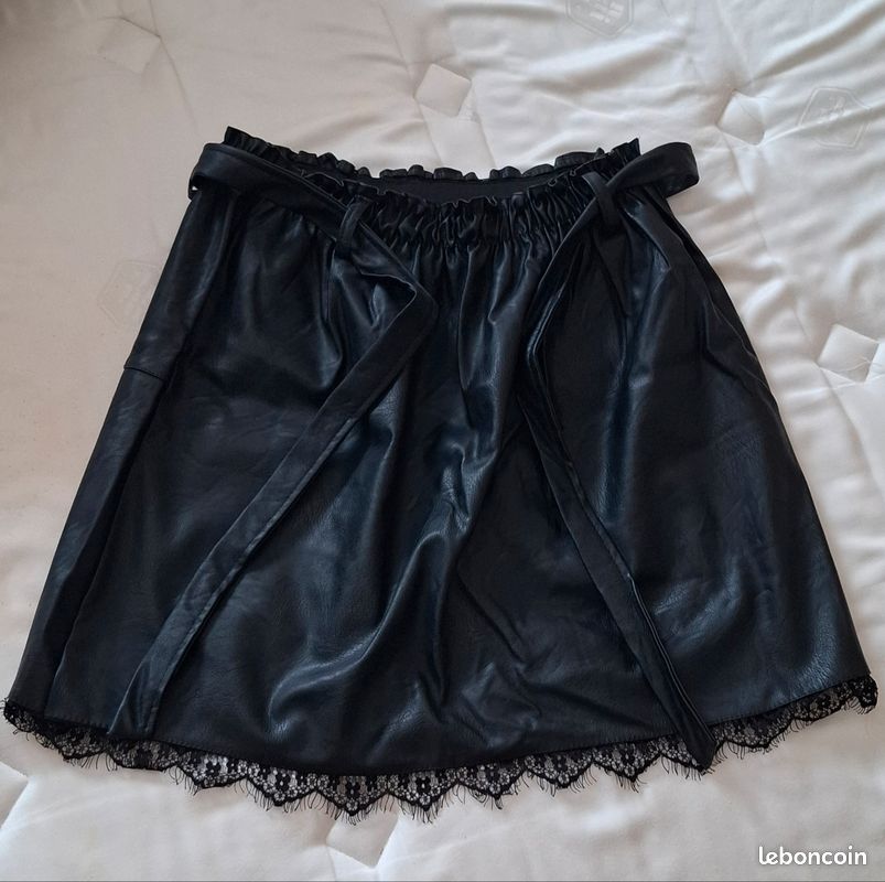 Jupe en simili cuir Vêtements