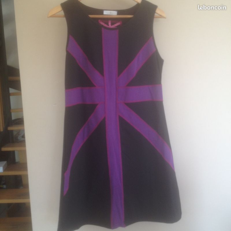 Robe mauve et noire (image 1)