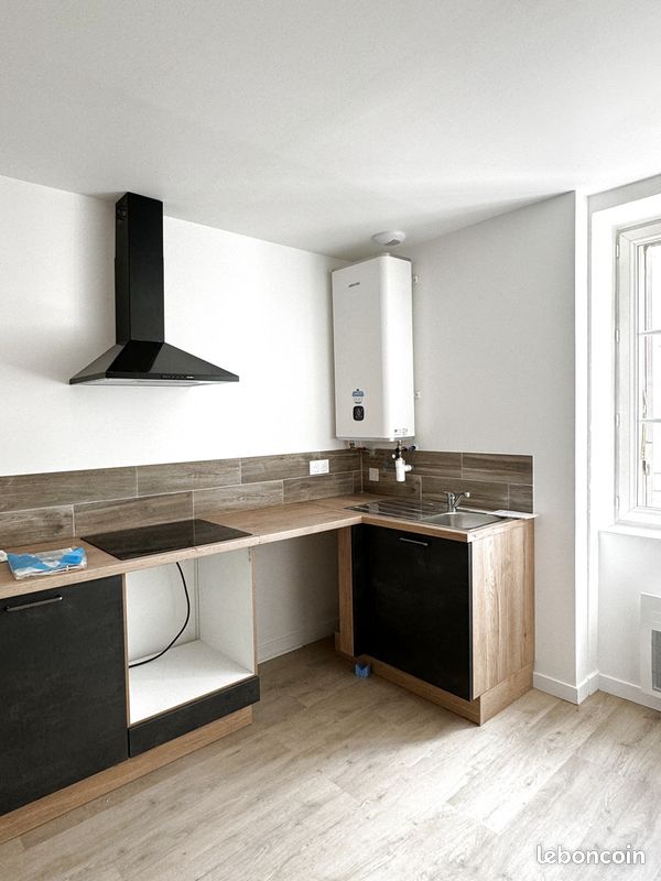 Appartement 3 pièces 70 m² · à Annonay · 70 m² · 580 €