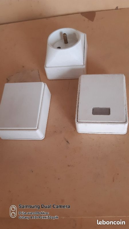 2 Va et vient donc un a voyant et une prise 16A (image 2)