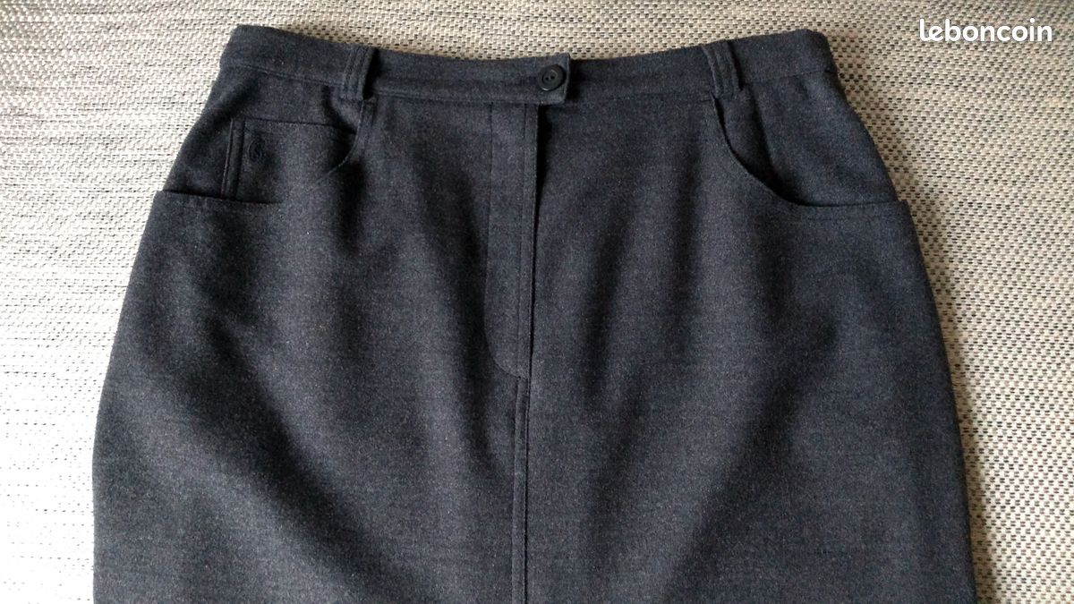 Jupe volantée broderie anglaise femme