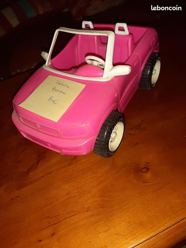 Voiture barbie (image 1)