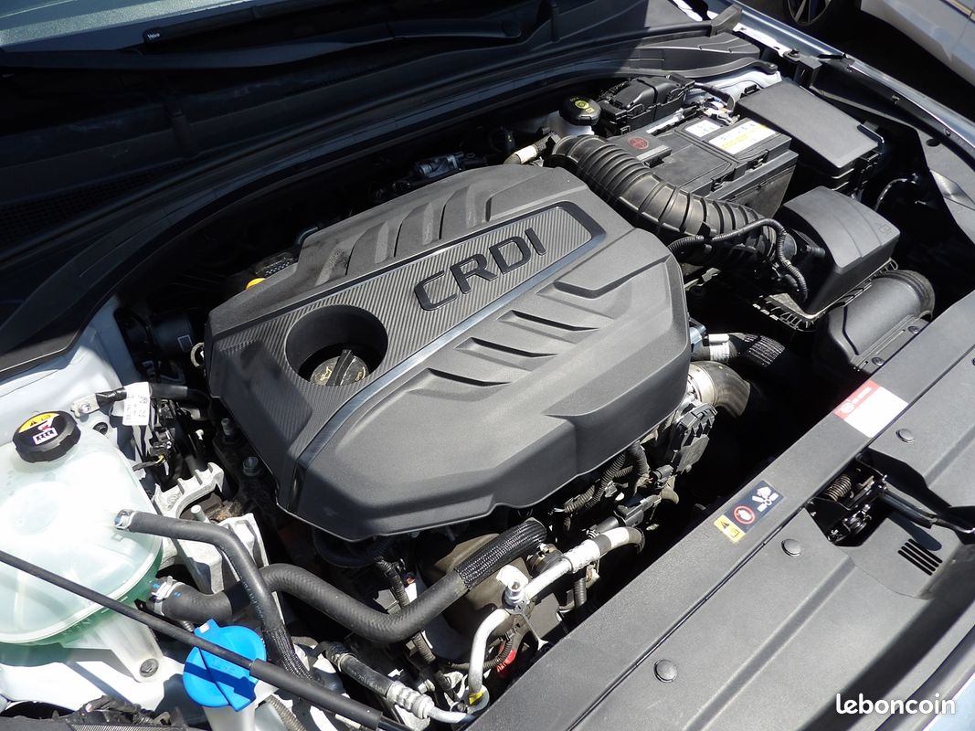 Kia XCEED 1.6 CRDI 136CH MHEV DESIGN DCT7 MY22 (image 14)