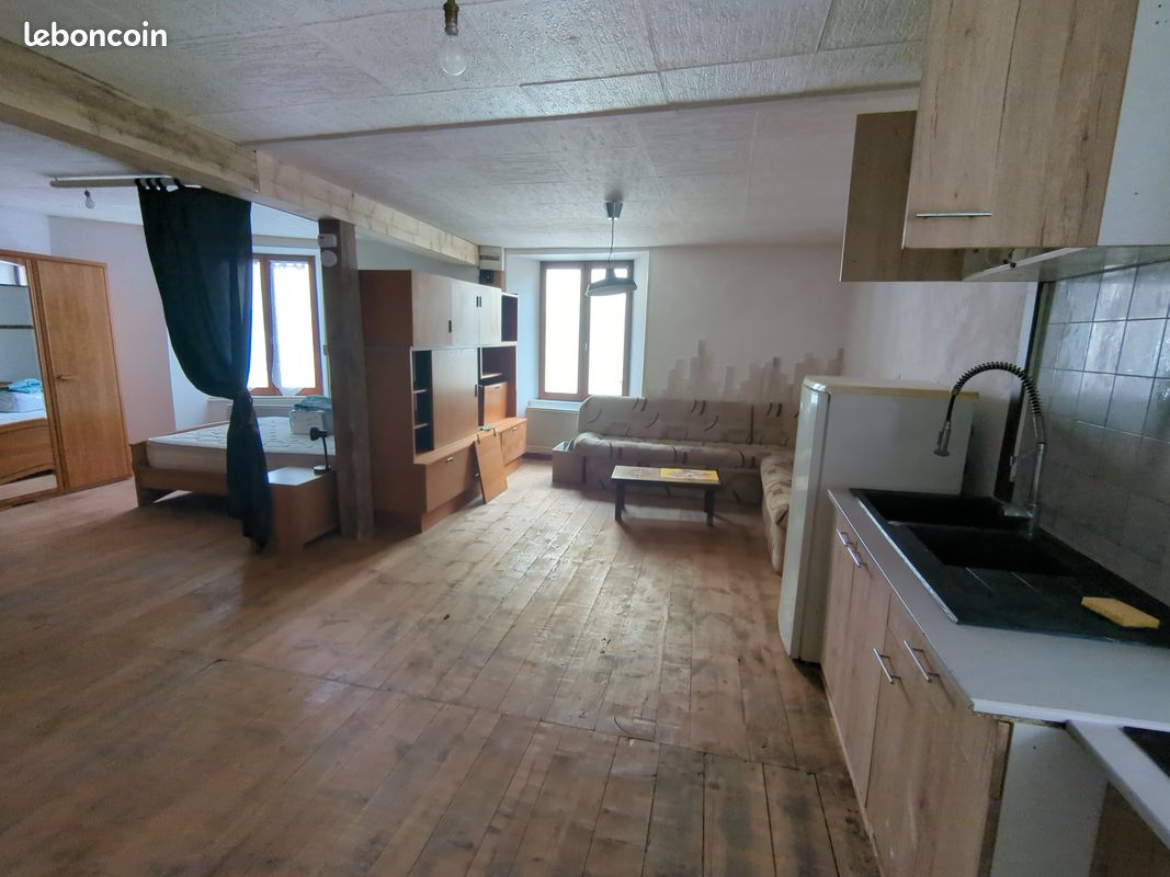 Appartement 2 pièces 45 m² · à Craponne-sur-Arzon · 45 m² · 350 €