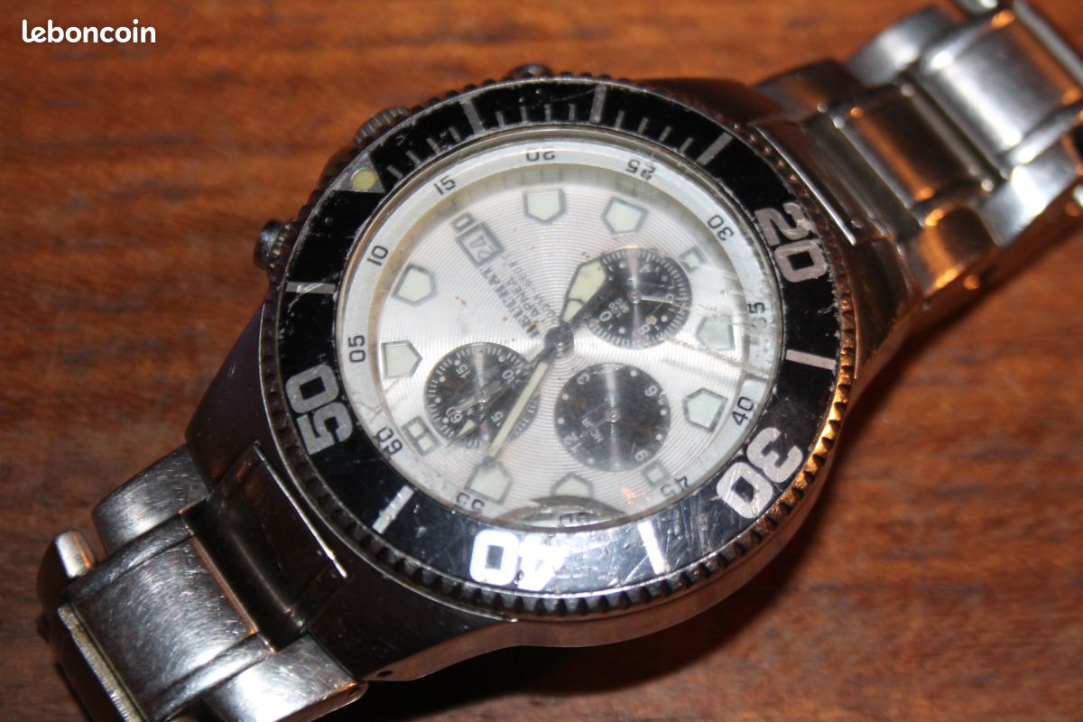 Ancien montre plongée chronographe Beuchat Apnea 200 mt homme 0085