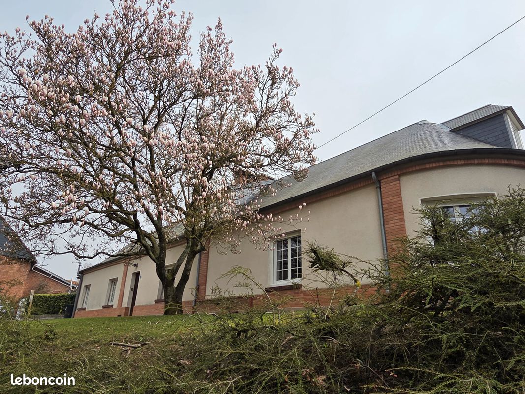 Maison 5 pièces 147 m² · à Authie · 147 m² · 190 000 €