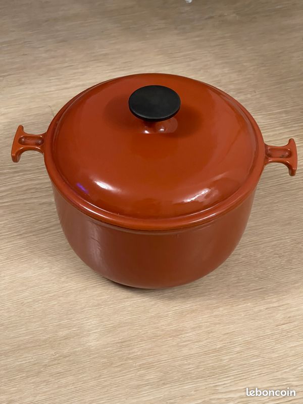 Cocotte Le Creuset Enzo Mari Vintage 26 Cm Marron – Sans Couvercle – Fonte émaillée