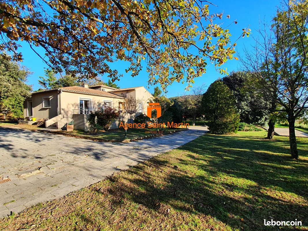 Maison 6 pièces 195 m² · à Malataverne · 195 m² · 525 000 €