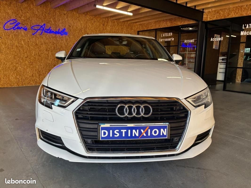 Audi A3 sportback 1.5 35 TFSI 150 S-TRONIC DEISNG LUXE (image 2)