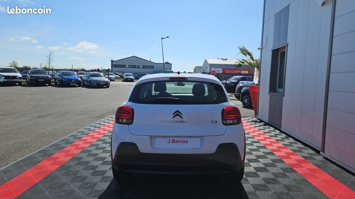 Citroën C3 SOCIETE BLUEHDI 100 SS BVM6 FEEL (image 4)