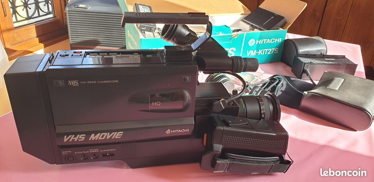 CAMÉSCOPE VHSC HITACHI VM-C52S EUR 14,99 - FR