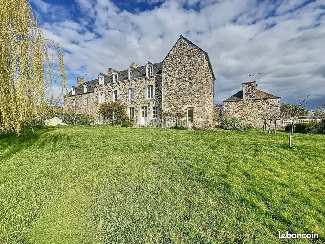 Maison 10 pièces 276 m² · à Le Vivier-sur-Mer · 276 m² · 655 000 €