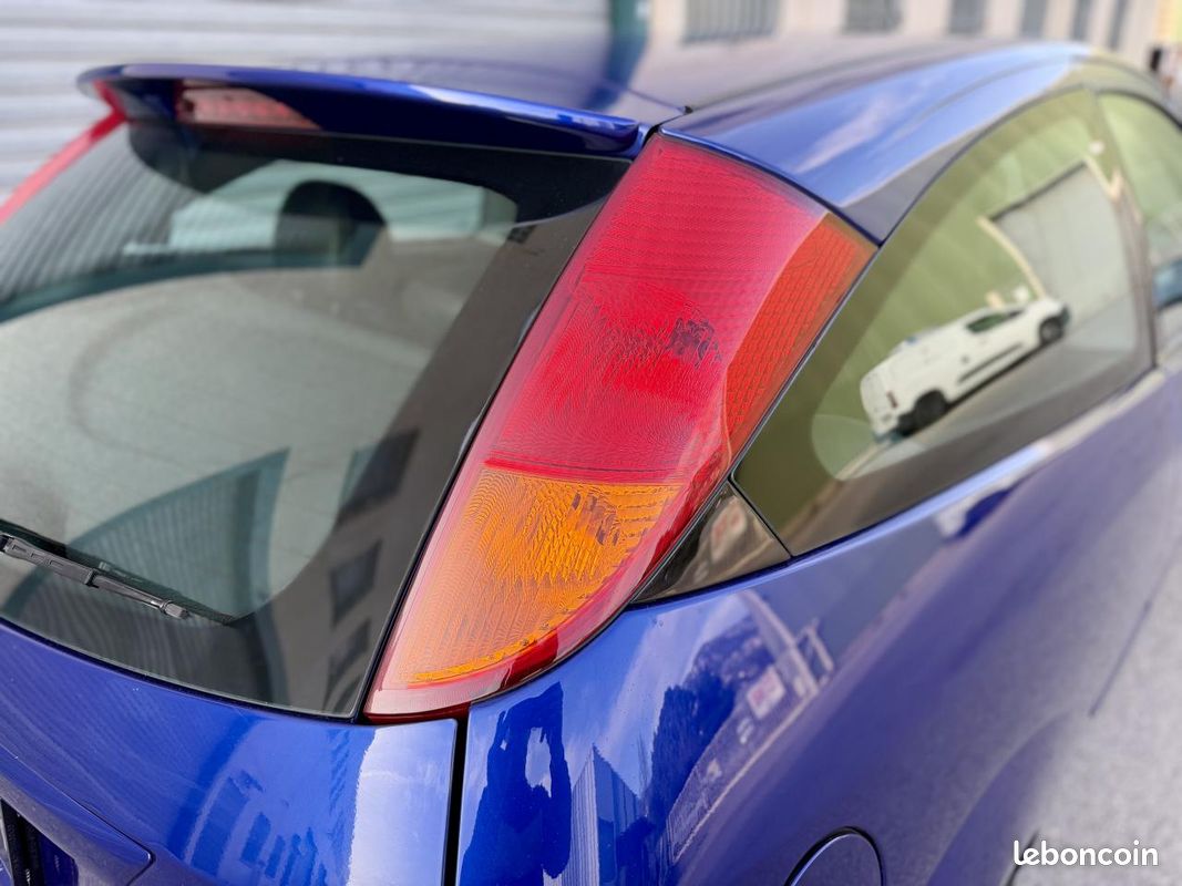FORD FOCUS ST Coupé 2.0 173Ch - Première main (image 32)