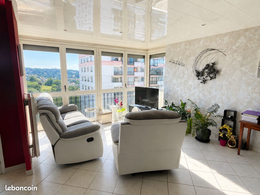 Appartement 4 pièces 85 m² · à Villars · 85 m² · 99 000 €