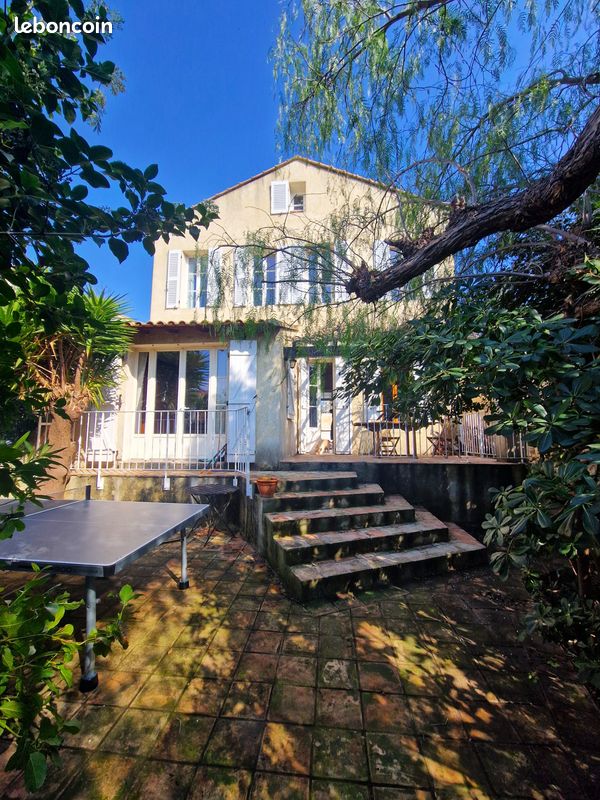 Maison 5 pièces 101 m² · à Toulon · 101 m² · 492 000 €