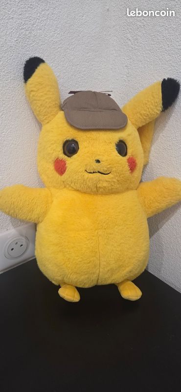 Peluche pikachu (image 1)