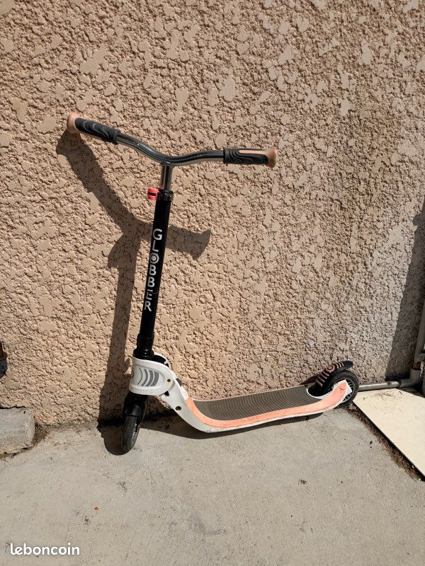 Trottinette Globber (image 1)