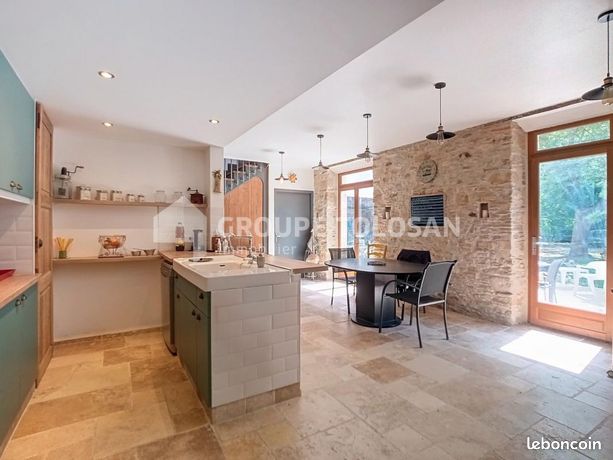 Maison de village 5 pièces 223 m²