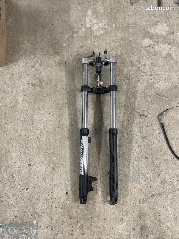 Fourche Yamaha dt (image 3)