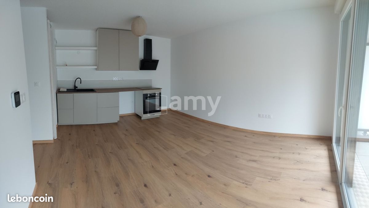 Appartement 2 pièces 42 m² · à Nancy · 42 m² · 556 €