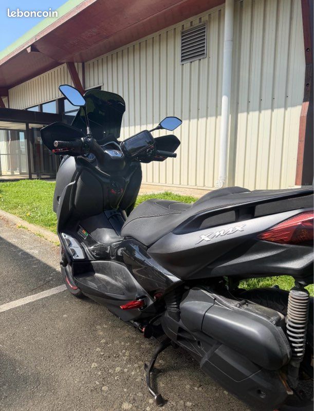 X-Max (image 3)