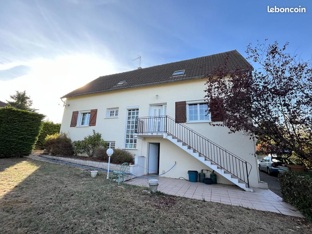 Maison 7 pièces 175 m² · à Châtellerault · 175 m² · 225 000 €
