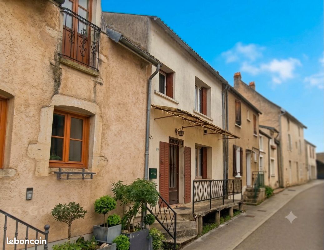 Maison 4 pièces 70 m² · à Savigny-lès-Beaune · 70 m² · 129 600 €