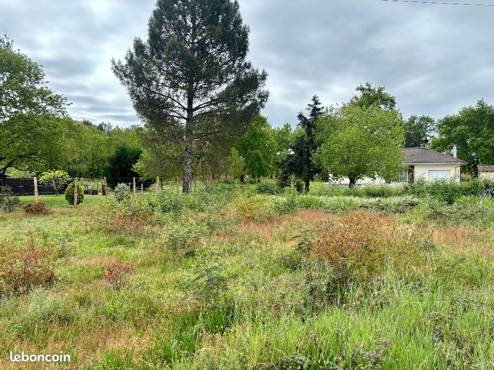 Terrain 1100 m² · à Mimizan · 148 800 €