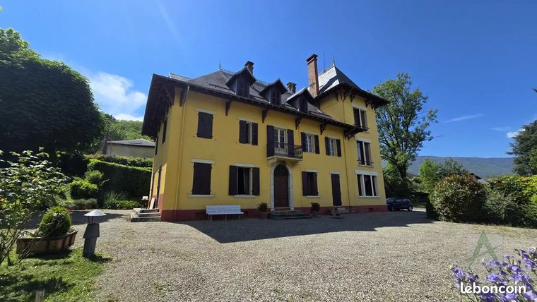 Propriété 15 pièces 448 m²