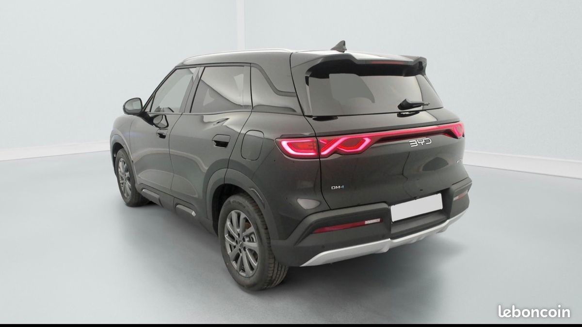 BYD - ATTO 2 PHEV 1.5 DM-I BOOST Caméra 360° - Toit panoramique - Radars AV/AR - Navigation - Intégration smartphone - Jantes alliage 17" / POSSIBILITE DE FINANCEMENT ET LOA (image 4)