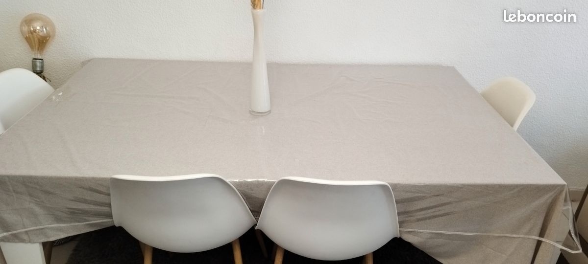 Table à manger (image 1)