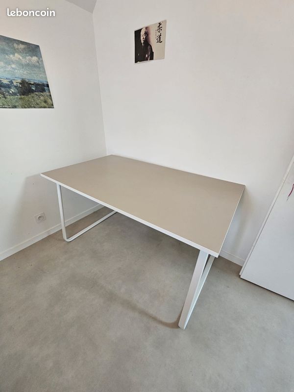 Bureau ikea (image 1)