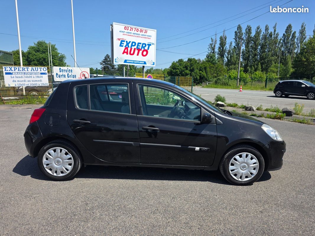 Renault Clio 1.5 DCI 68CV FAIBLE KILO CERTIFIE (image 14)
