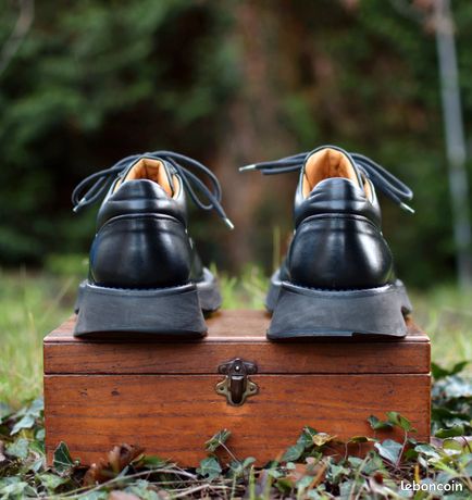 Mocassins En Cuir Noir Jean Baptiste Rautureau - Taille 40.5, Pour Homme, D'occasion