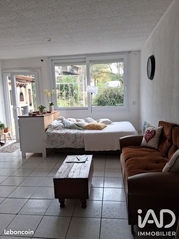 Appartement 1 pièce 34 m² · à Saint-Sernin-sur-Rance · 34 m² · 320 €/mois