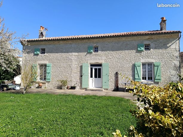 Maison 8 pièces 217 m²
