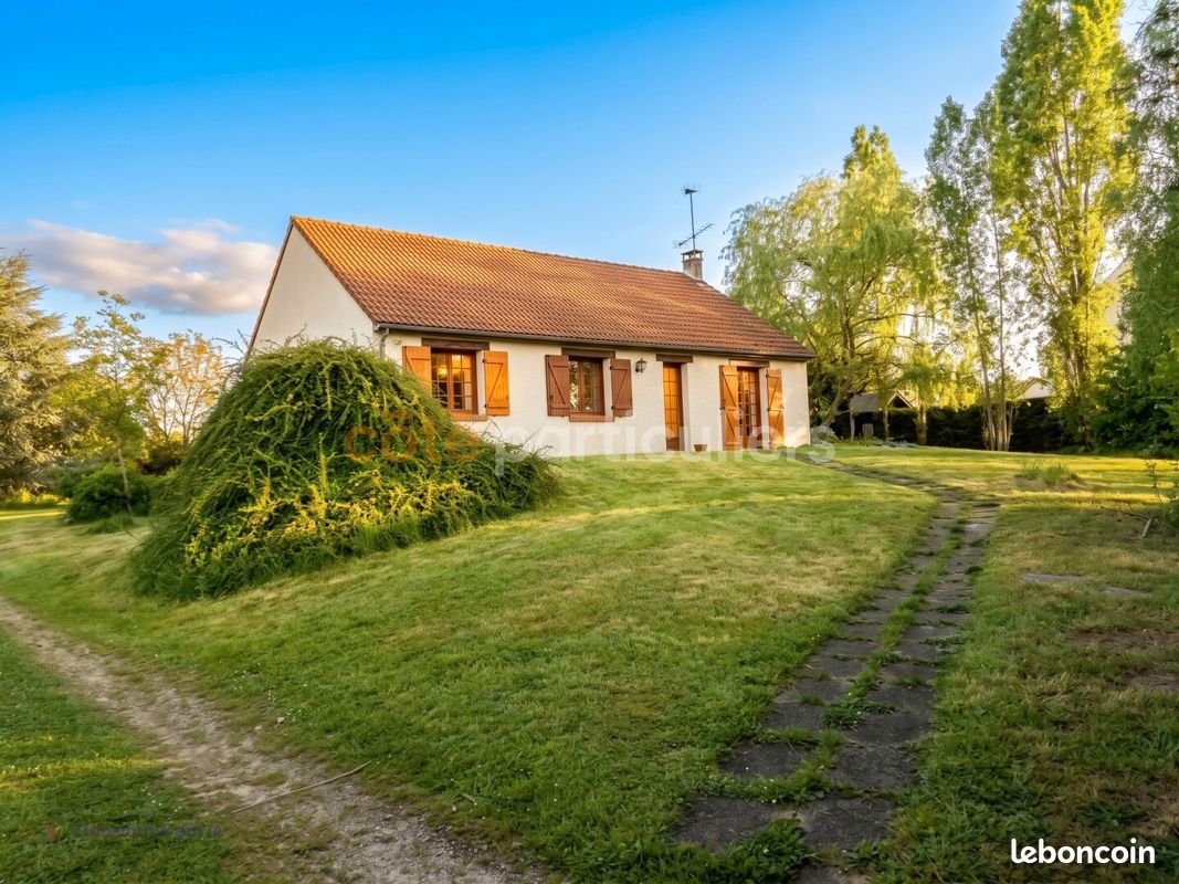 Maison 5 pièces 94 m² · à La Chapelle-Saint-Sépulcre · 94 m² · 111 990 €