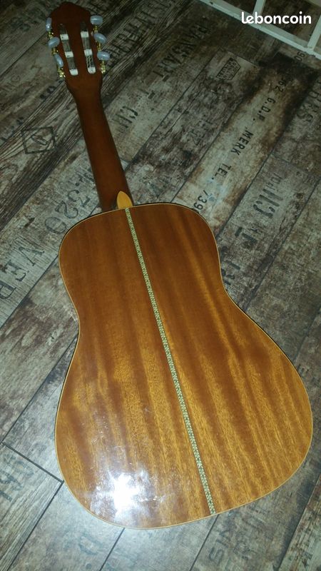 GUITARE CLASSIQUE AGE 7-9 ANS + HOUSSE + ACCORDEUR TBE slg (image 4)