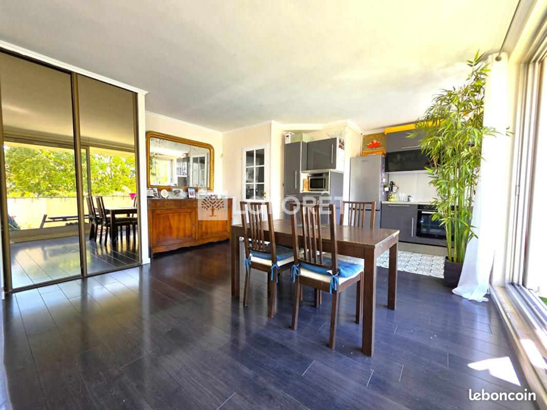 Appartement 5 pièces 77 m² · à Marly-le-Roi · 77 m² · 239 000 €