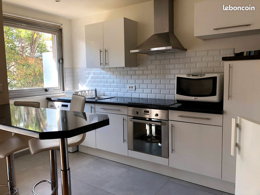 Appartement 1 pièce 34 m² · à Suresnes · 34 m² · 950 €/mois